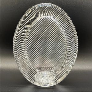 Mikasa Oval Crystal Ribbed Picture Frame